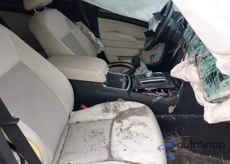 2020 Chrysler 300 Touring from USA, damaged, VIN 2C3CCAAG3LH181542